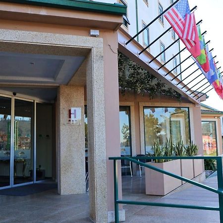 Hotel Santhyago Trofa Εξωτερικό φωτογραφία