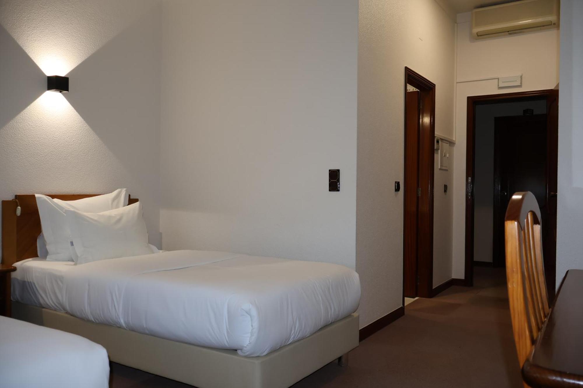 Hotel Santhyago Trofa Δωμάτιο φωτογραφία