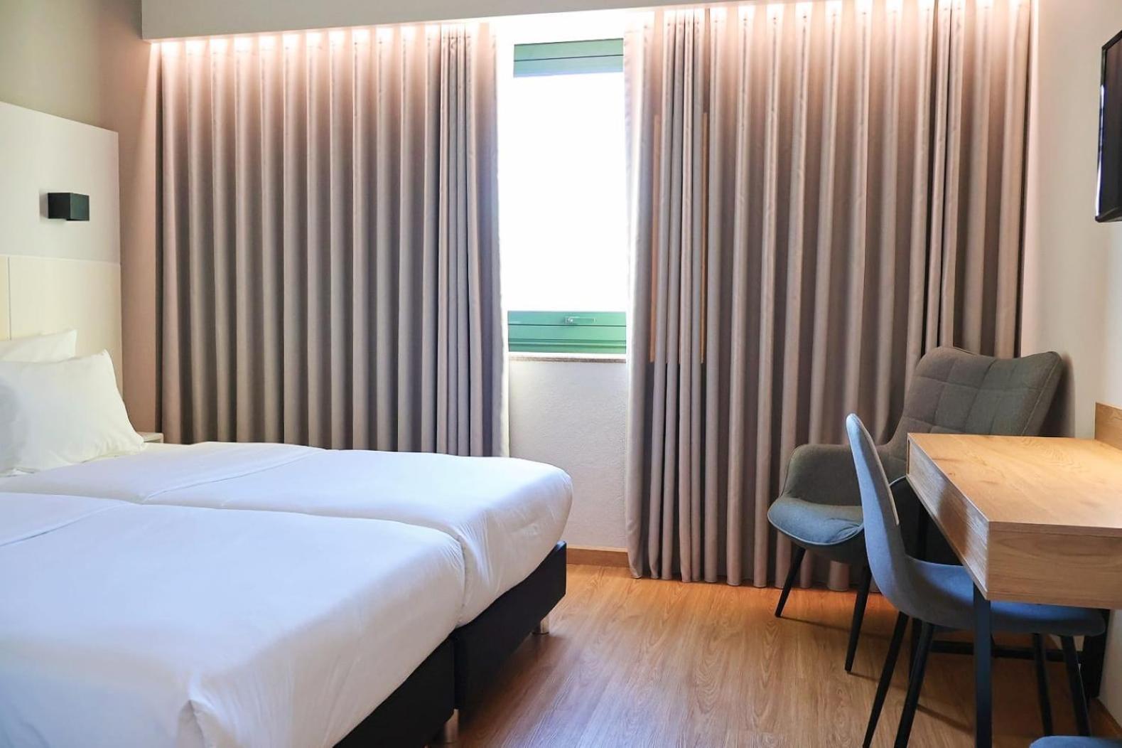 Hotel Santhyago Trofa Εξωτερικό φωτογραφία